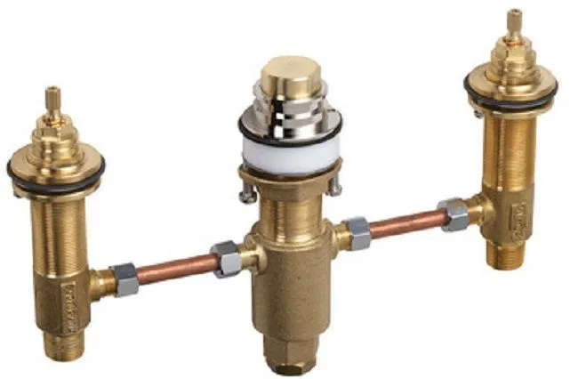 Смеситель на 3 отверстия на край ванны СЧ Hansgrohe 13233180